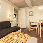 4 Person In Faaborg-by Traum